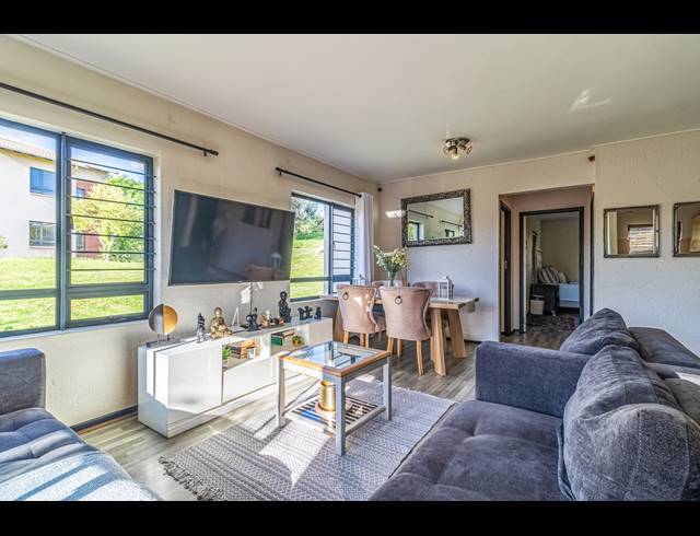 2 BEDROOM APARTMENT FOR SALE IN JACKAL CREEK GOLF ESTATE